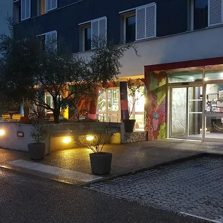 Ekho Hotel Grenoble Nord Saint Egreve Сент-Эгрев