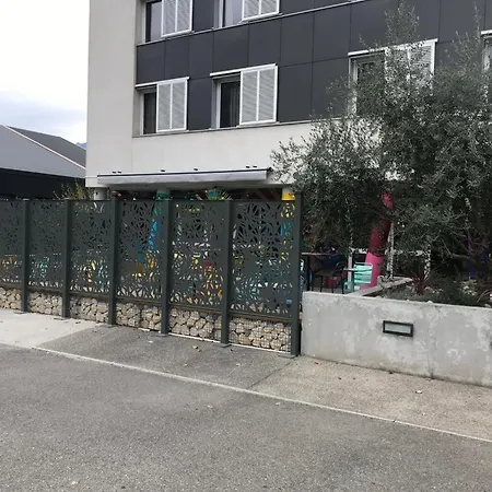 Ekho Hotel Grenoble Nord Saint Egreve Отель 2*