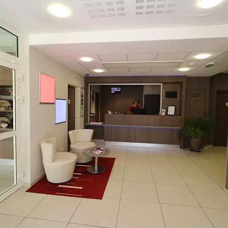 Отель Ekho Hotel Grenoble Nord Saint Egreve Сент-Эгрев