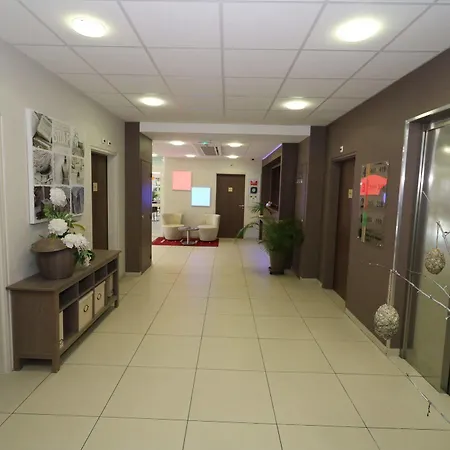 Ekho Hotel Grenoble Nord Saint Egreve Сент-Эгрев