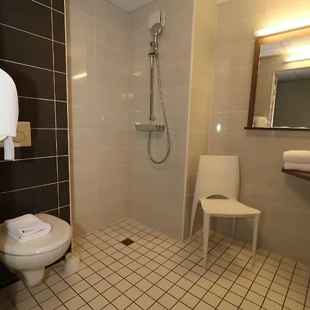 Ekho Hotel Grenoble Nord Saint Egreve Отель